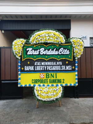 Papan Bunga Duka di Sialangsakti