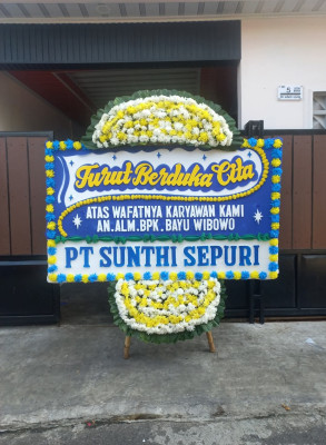 Papan Bunga Duka di Sialangsakti
