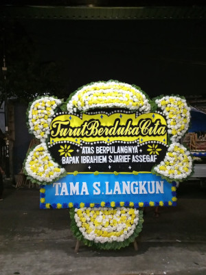 Papan Bunga Duka di Sialangsakti
